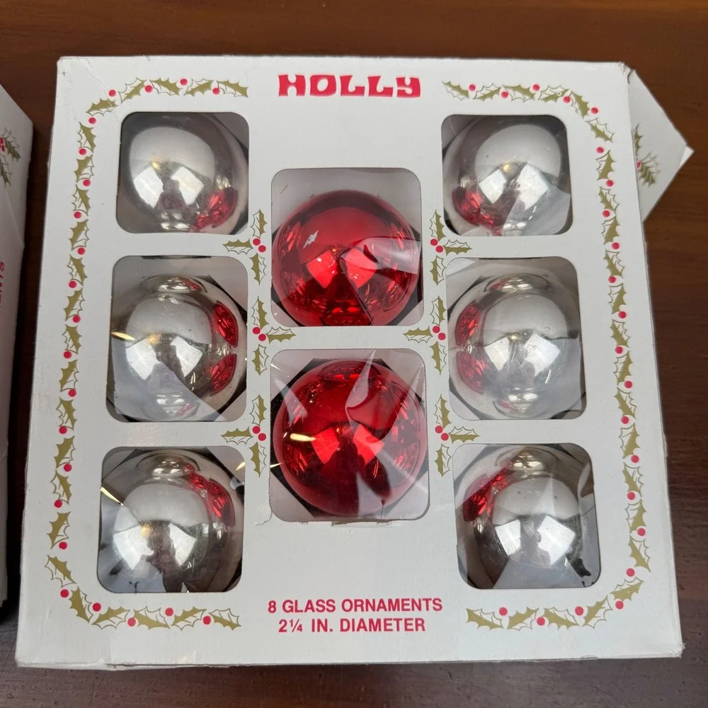 Holly vintage glass